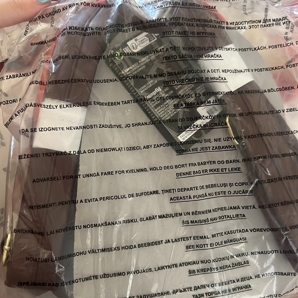 Loungefly PIXAR MOMENTS WALL E DATE NIGHT MINI BACKPACK.
*NEW* - Picture 8 of 8